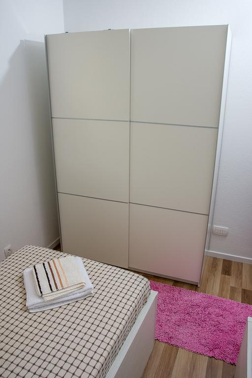 Apartment Gamma With Hydromassage Mini Pool Near Split Žrnovnica Eksteriør bilde