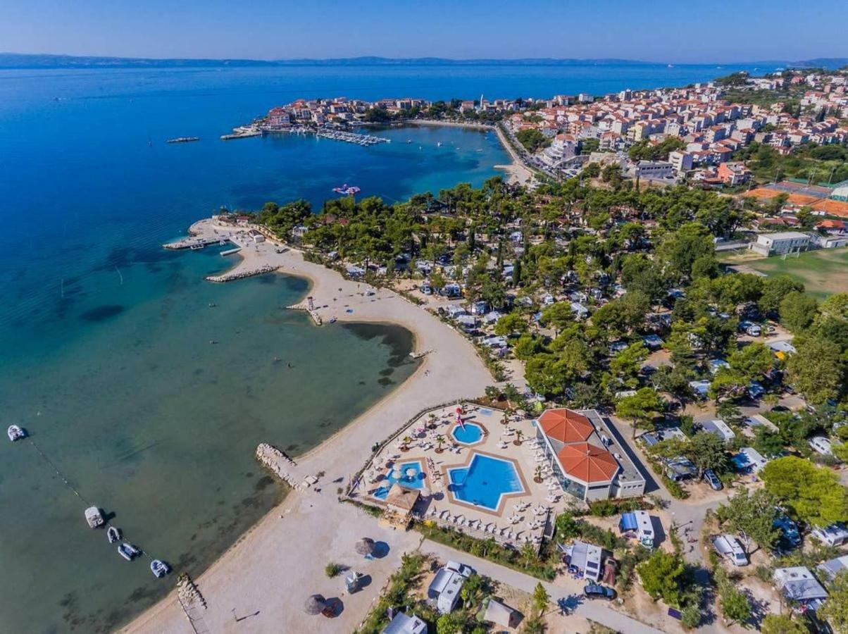 Apartment Gamma With Hydromassage Mini Pool Near Split Žrnovnica Eksteriør bilde